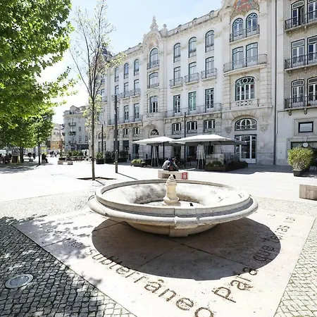 4 Bedroom Apartment On The City Center Lisbon Exterior photo