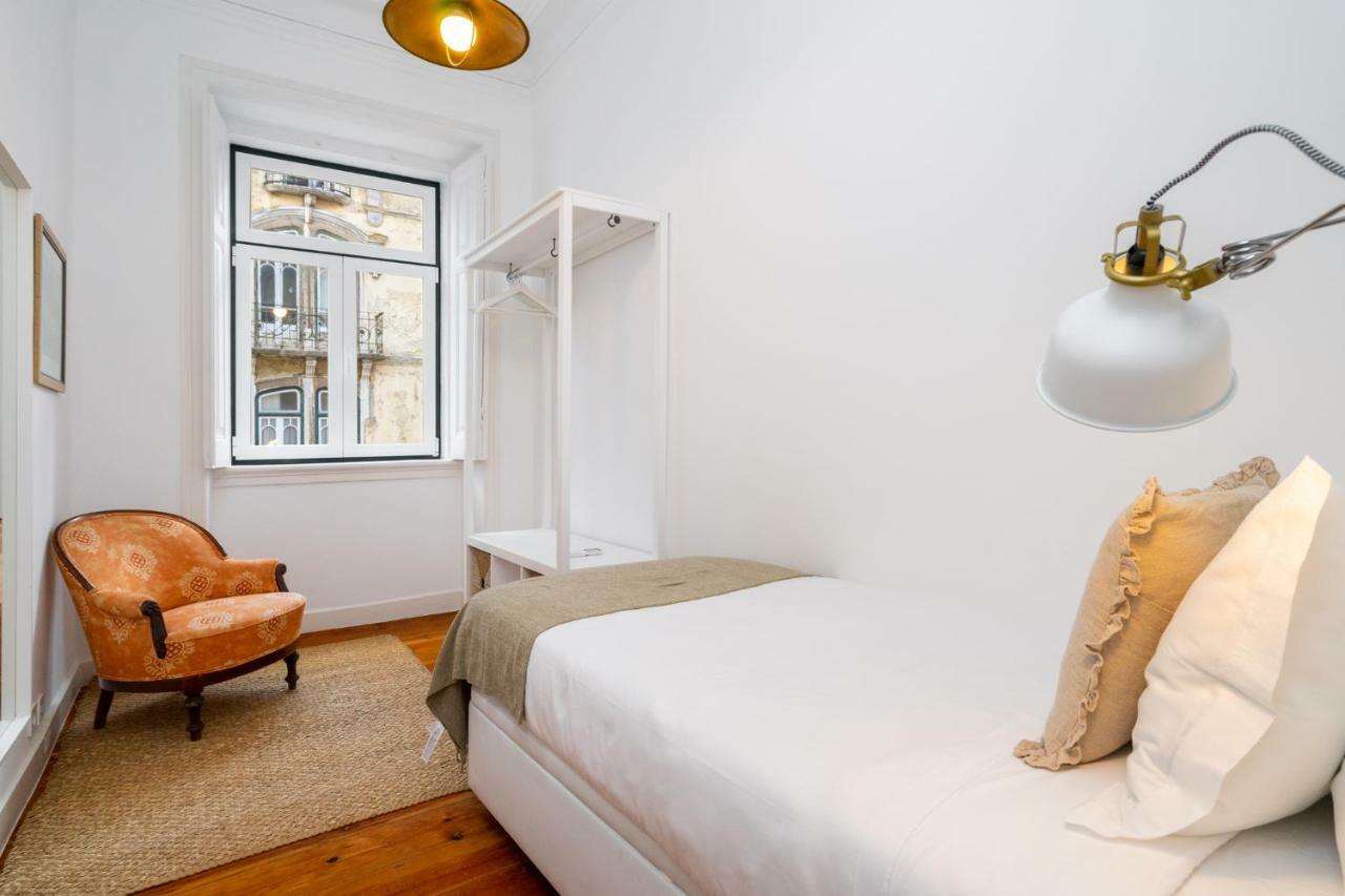 4 Bedroom On The Center Apartment *